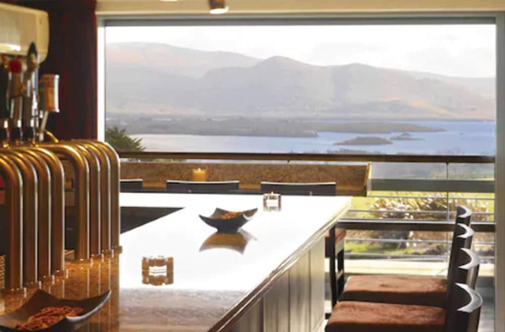 Aghadoe Heights Hotel & Spa Killarney Exterior foto The bar at the 1887