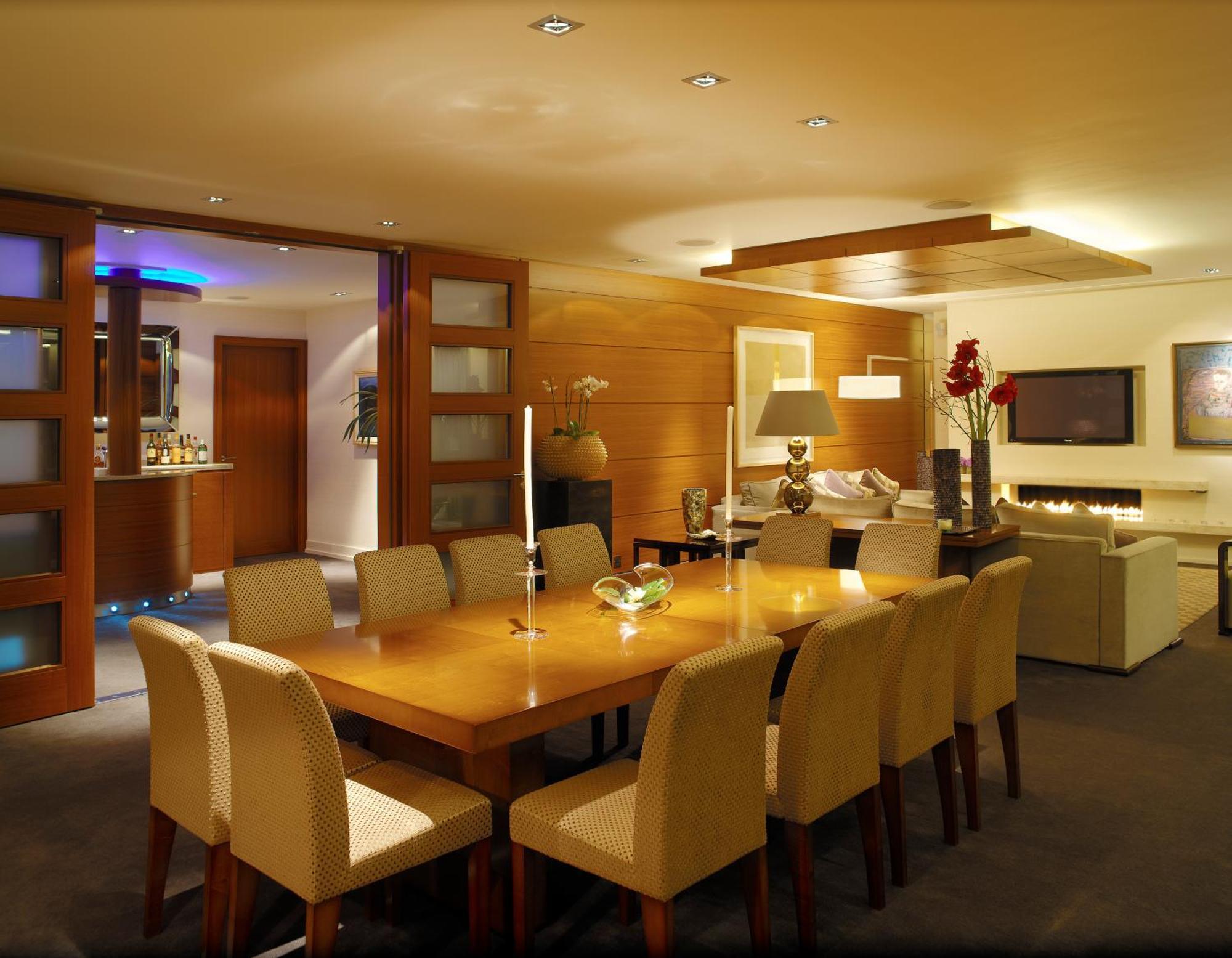Aghadoe Heights Hotel & Spa Killarney Quarto foto The interior of the British Airways Concorde Room