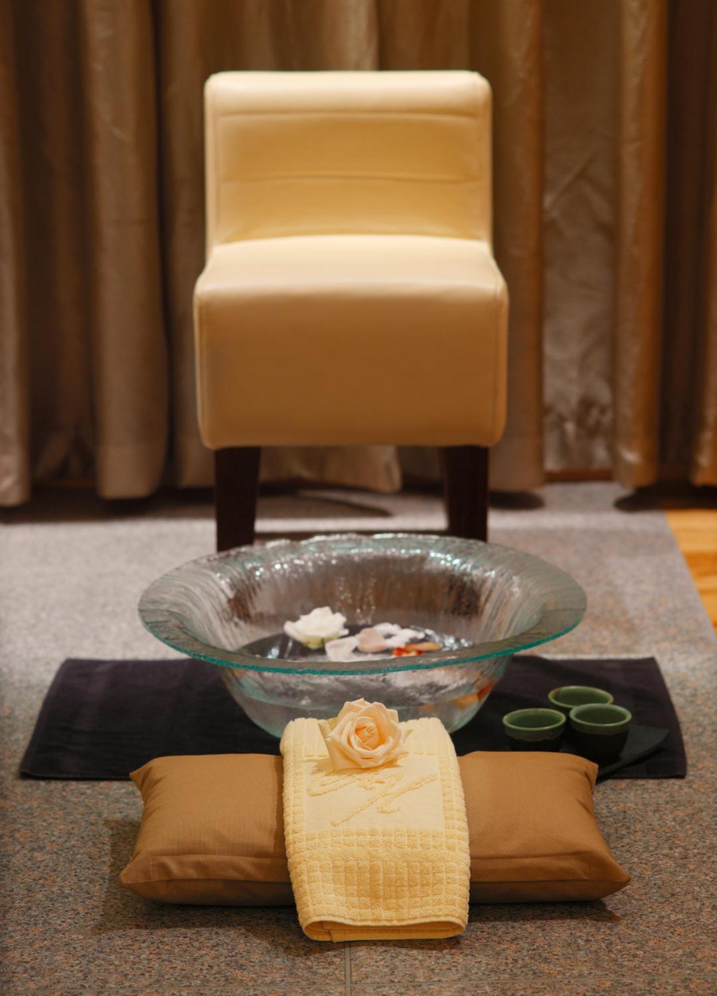 Aghadoe Heights Hotel & Spa Killarney Exterior foto A foot bath