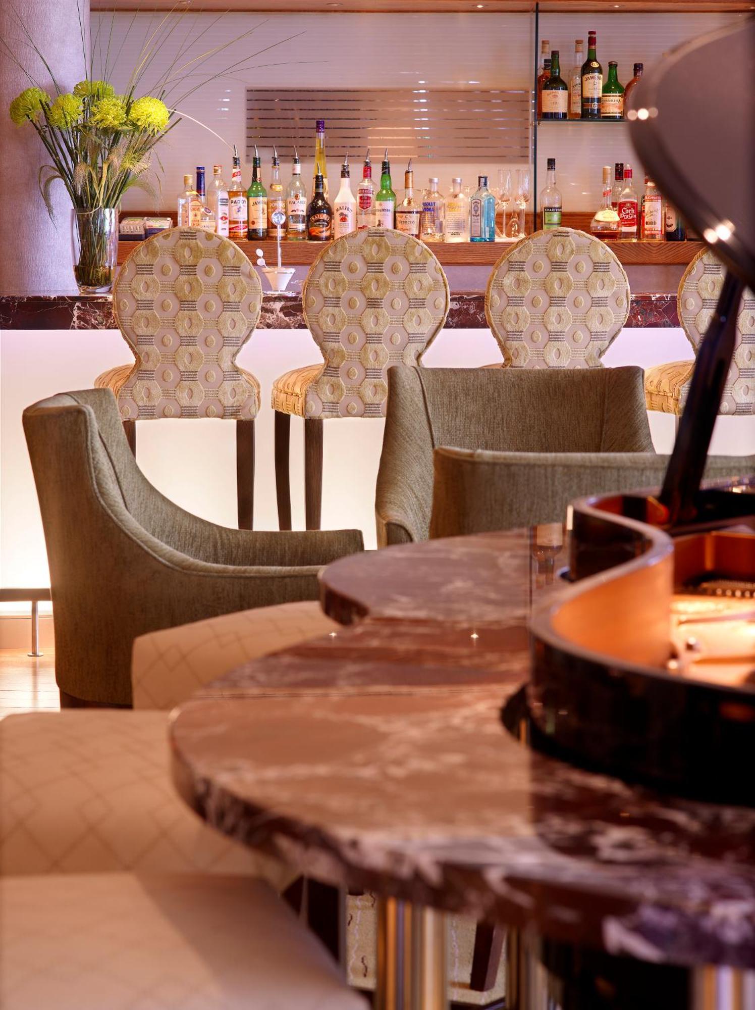 Aghadoe Heights Hotel & Spa Killarney Exterior foto The bar at the hotel